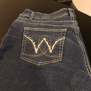 Demi Jeans- Wrangler